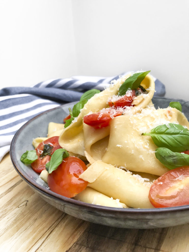 Pasta med tomat og balsamico: Kødfri pastaret – Christinas Køkken